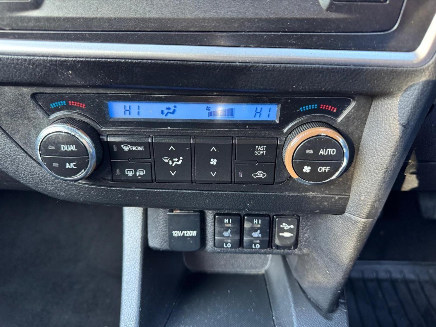 Used Toyota Auris 2014 for sale - 77075281: Photo 36