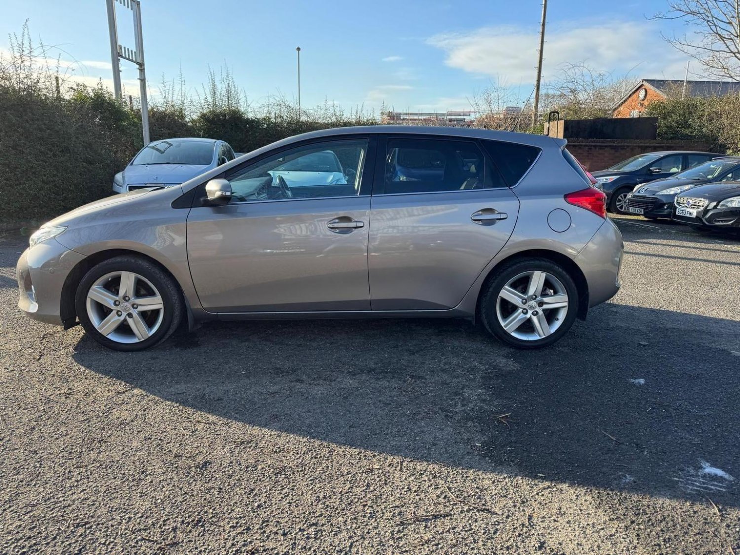 Used Toyota Auris 2014 for sale - 77075281: Photo 4