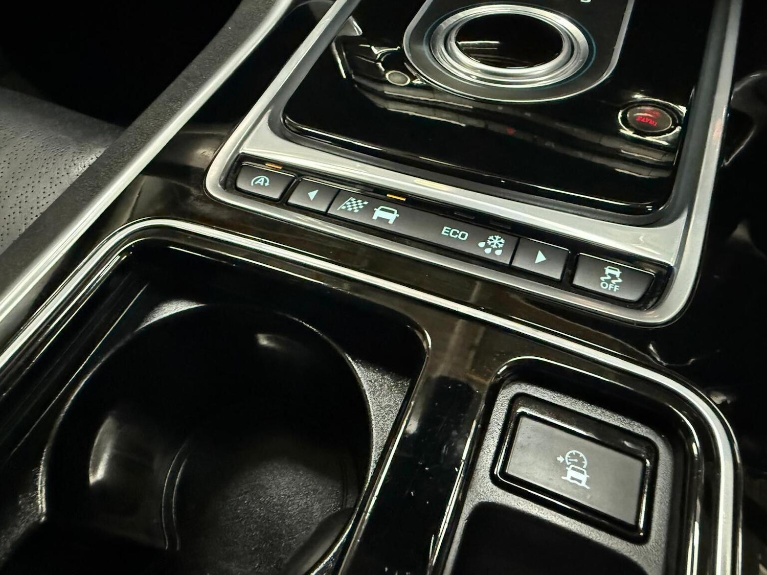 Used Jaguar XF 2016 for sale - 77237016: Photo 18