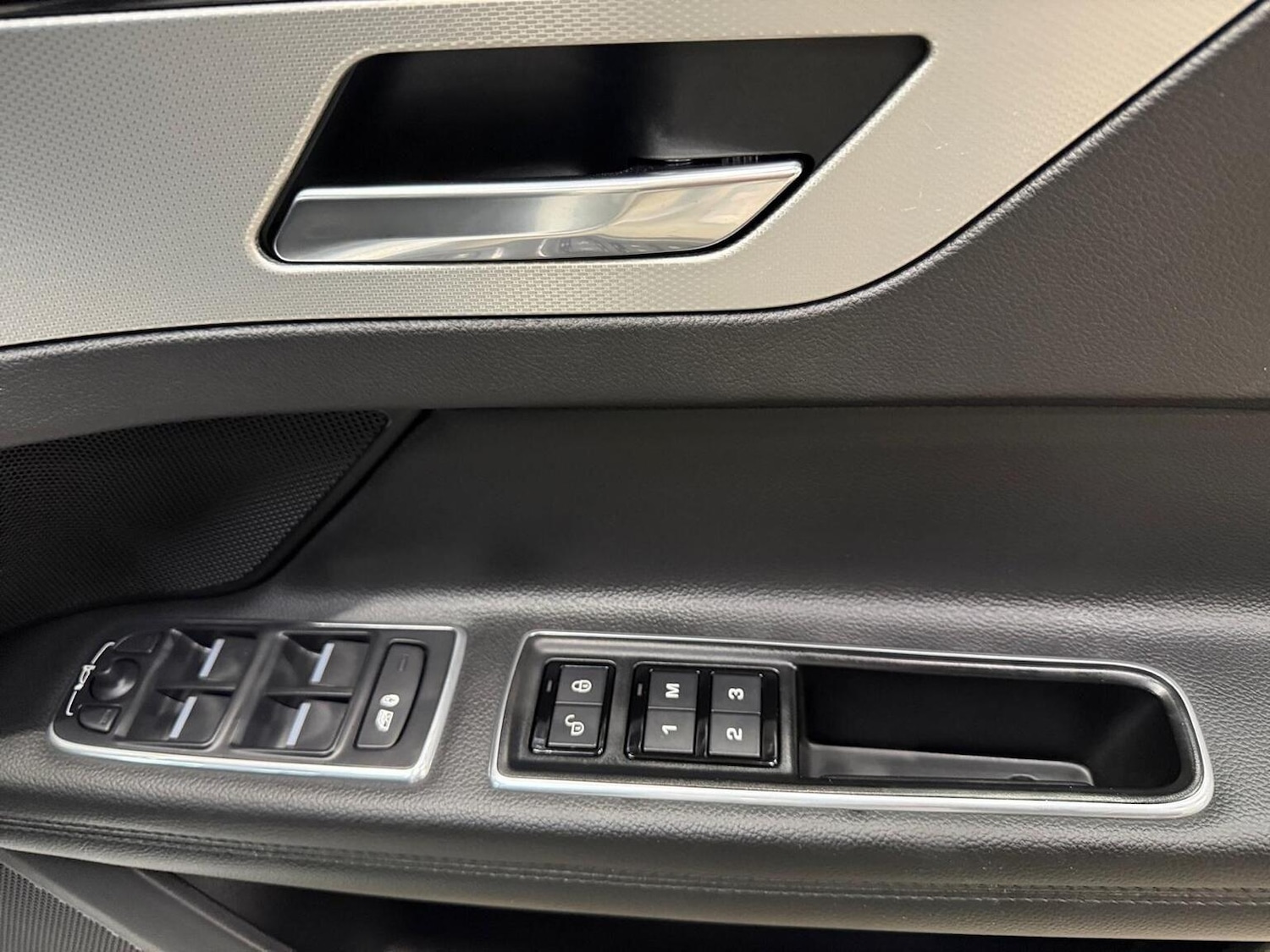 Used Jaguar XF 2016 for sale - 77237016: Photo 20