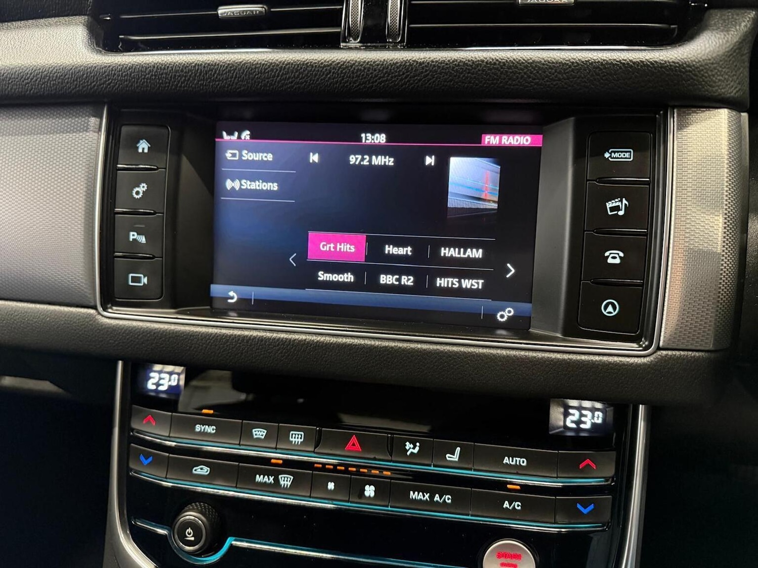 Used Jaguar XF 2016 for sale - 77237016: Photo 24