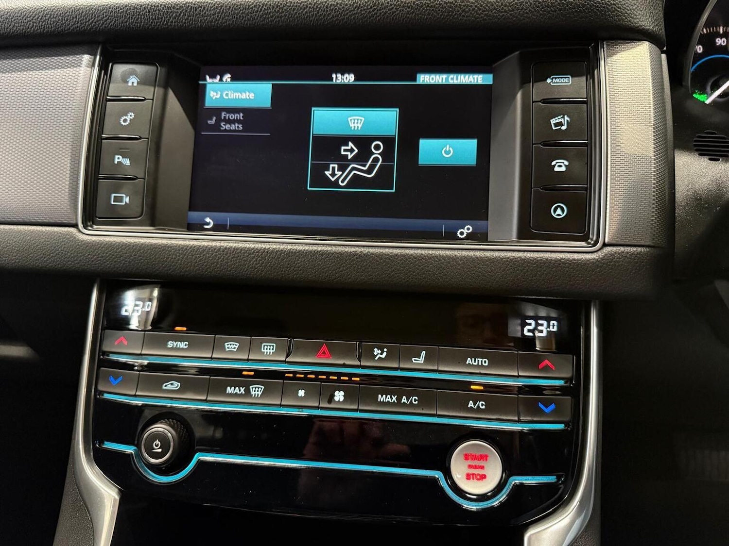 Used Jaguar XF 2016 for sale - 77237016: Photo 26