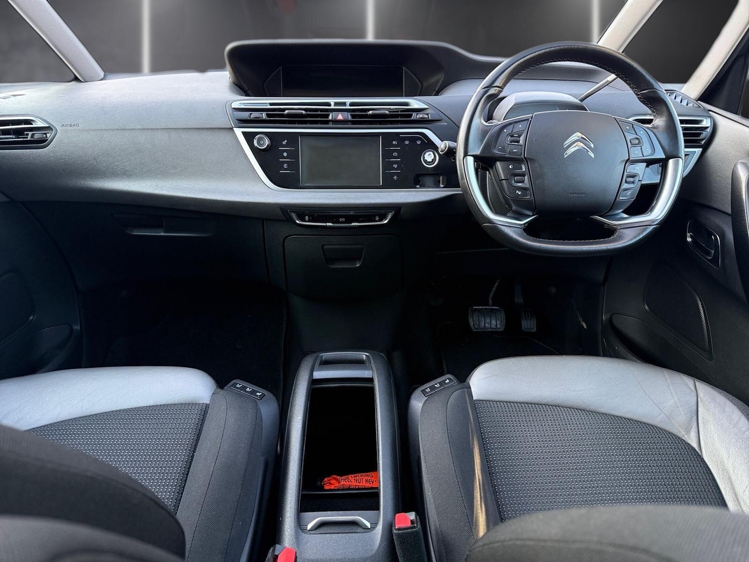 Used Citroen C4 Picasso 2013 for sale - 77075273: Photo 8