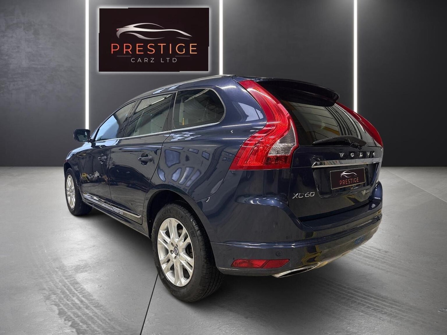 Used Volvo XC60 2013 for sale - 77282689: Photo 2