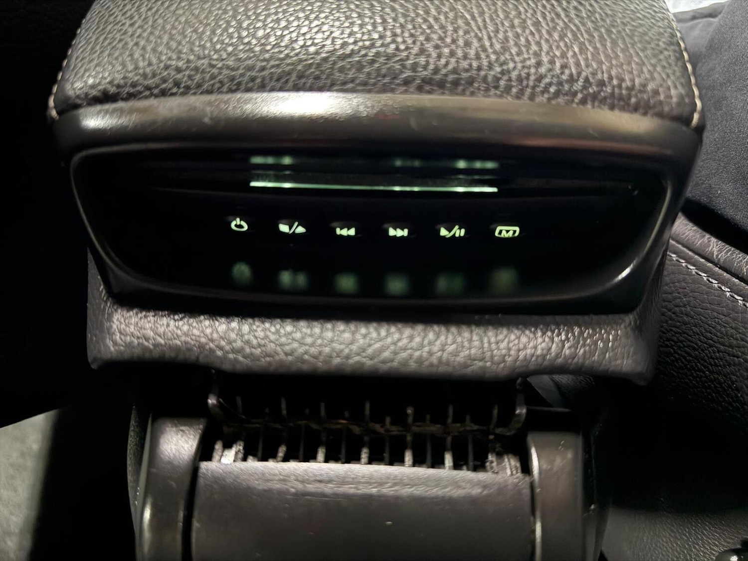 Used Volvo XC90 2012 for sale - 77282729: Photo 25