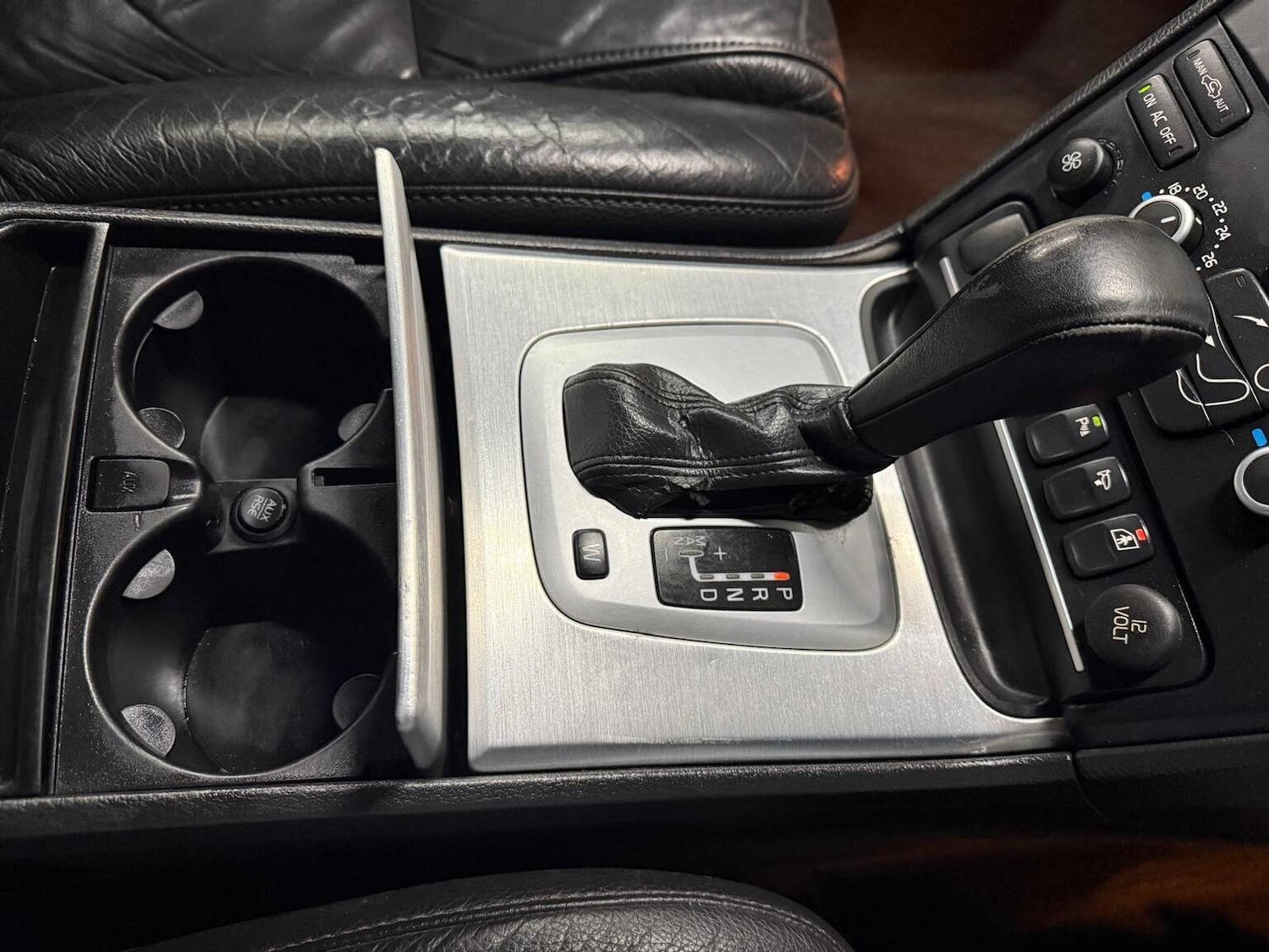 Used Volvo XC90 2012 for sale - 77282729: Photo 31