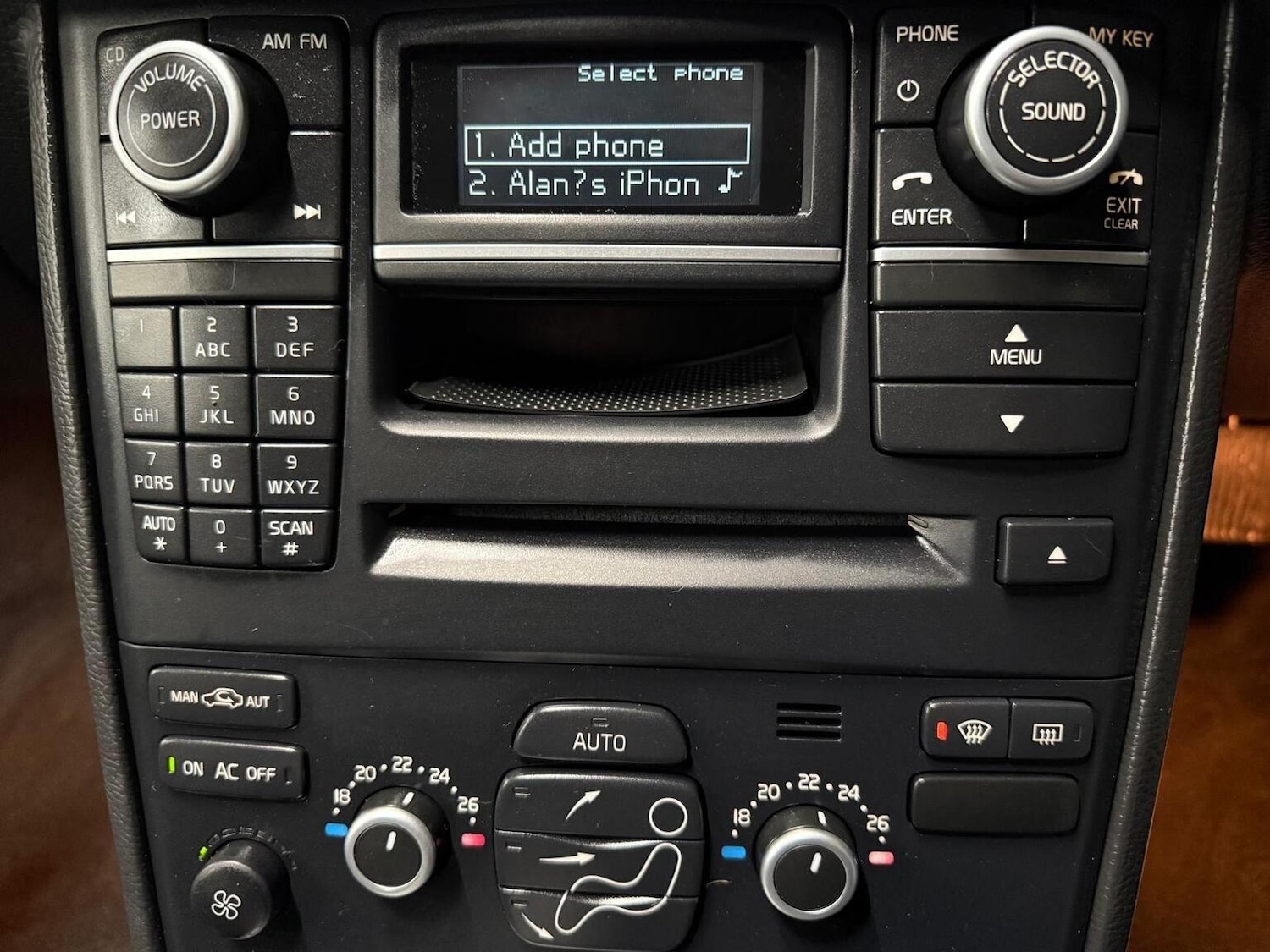 Used Volvo XC90 2012 for sale - 77282729: Photo 32