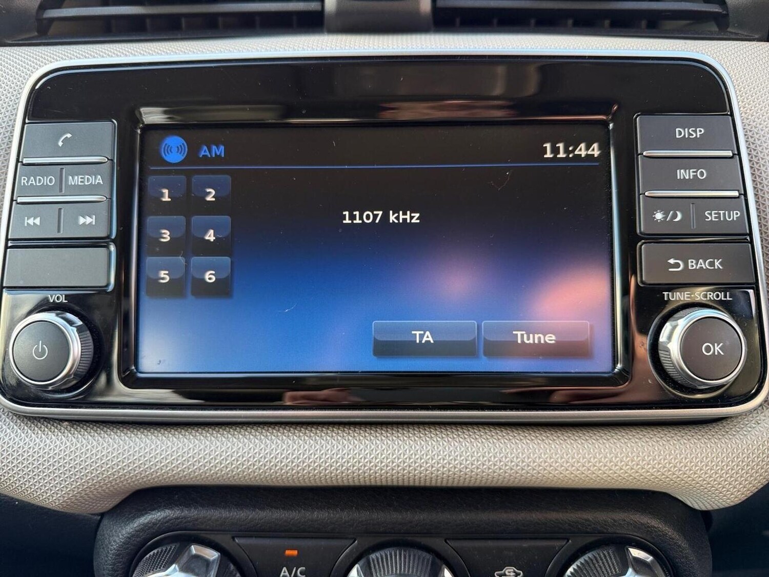 Used Nissan Micra 2017 for sale - 77069092: Photo 22