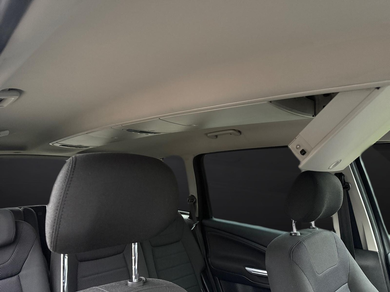 Used Ford Galaxy 2014 for sale - 77075280: Photo 25