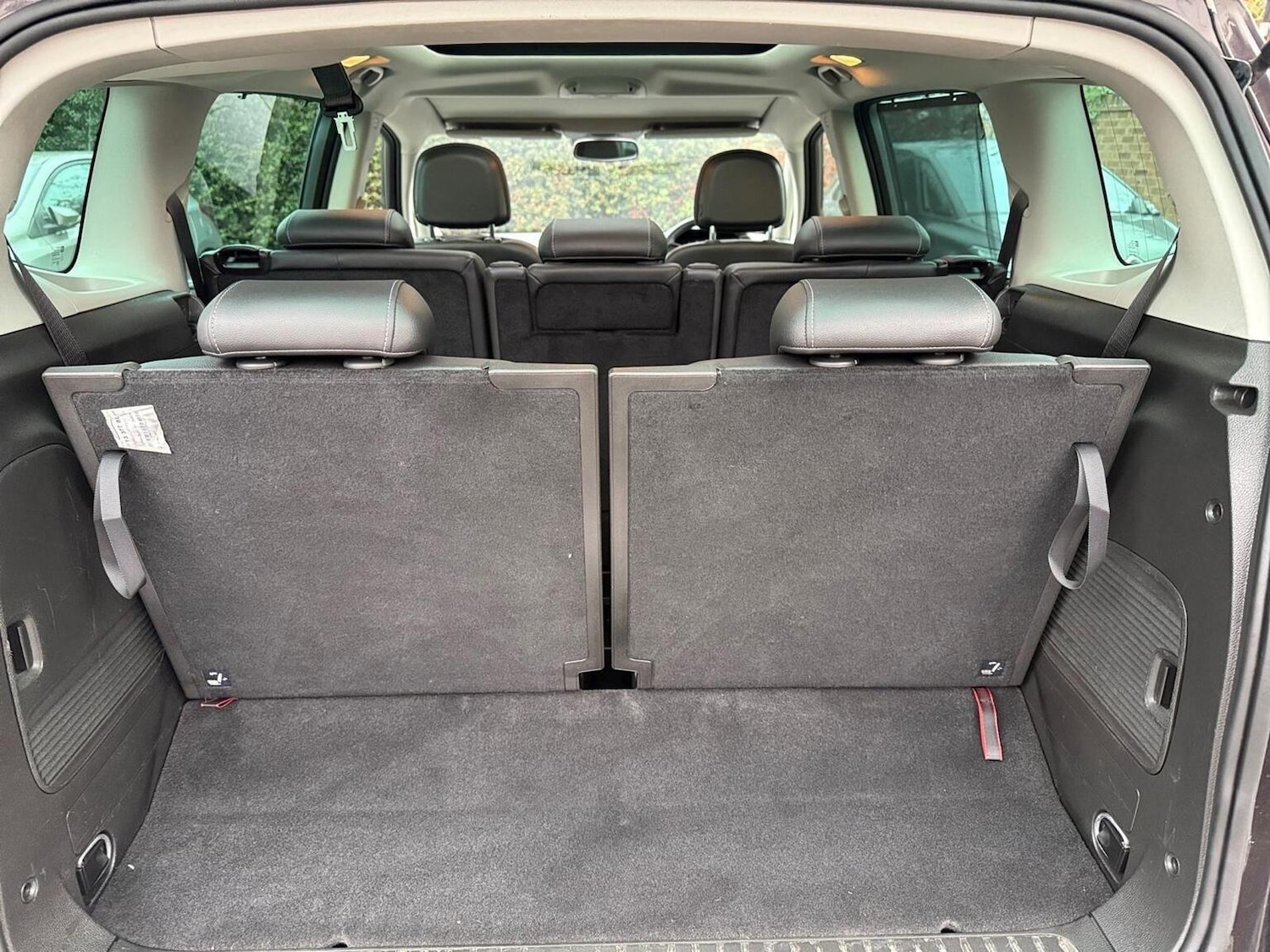 Used Vauxhall Zafira Tourer 2012 for sale - 77075284: Photo 25