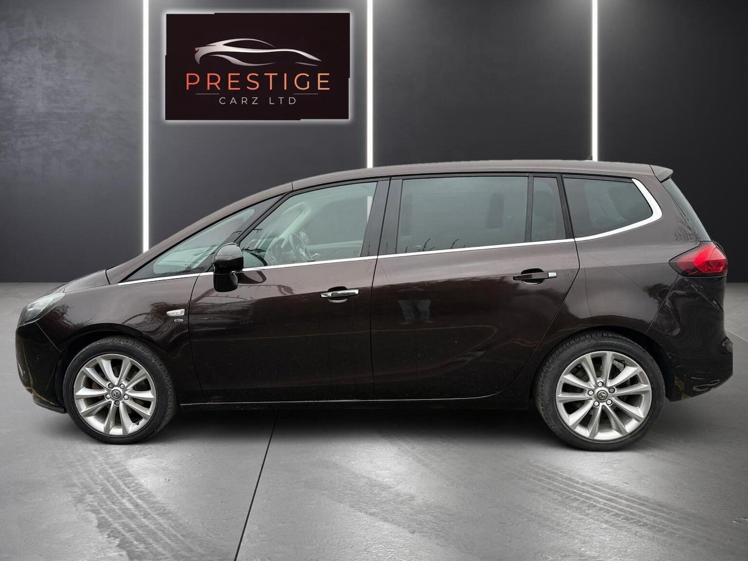 Used Vauxhall Zafira Tourer 2012 for sale - 77075284: Photo 6