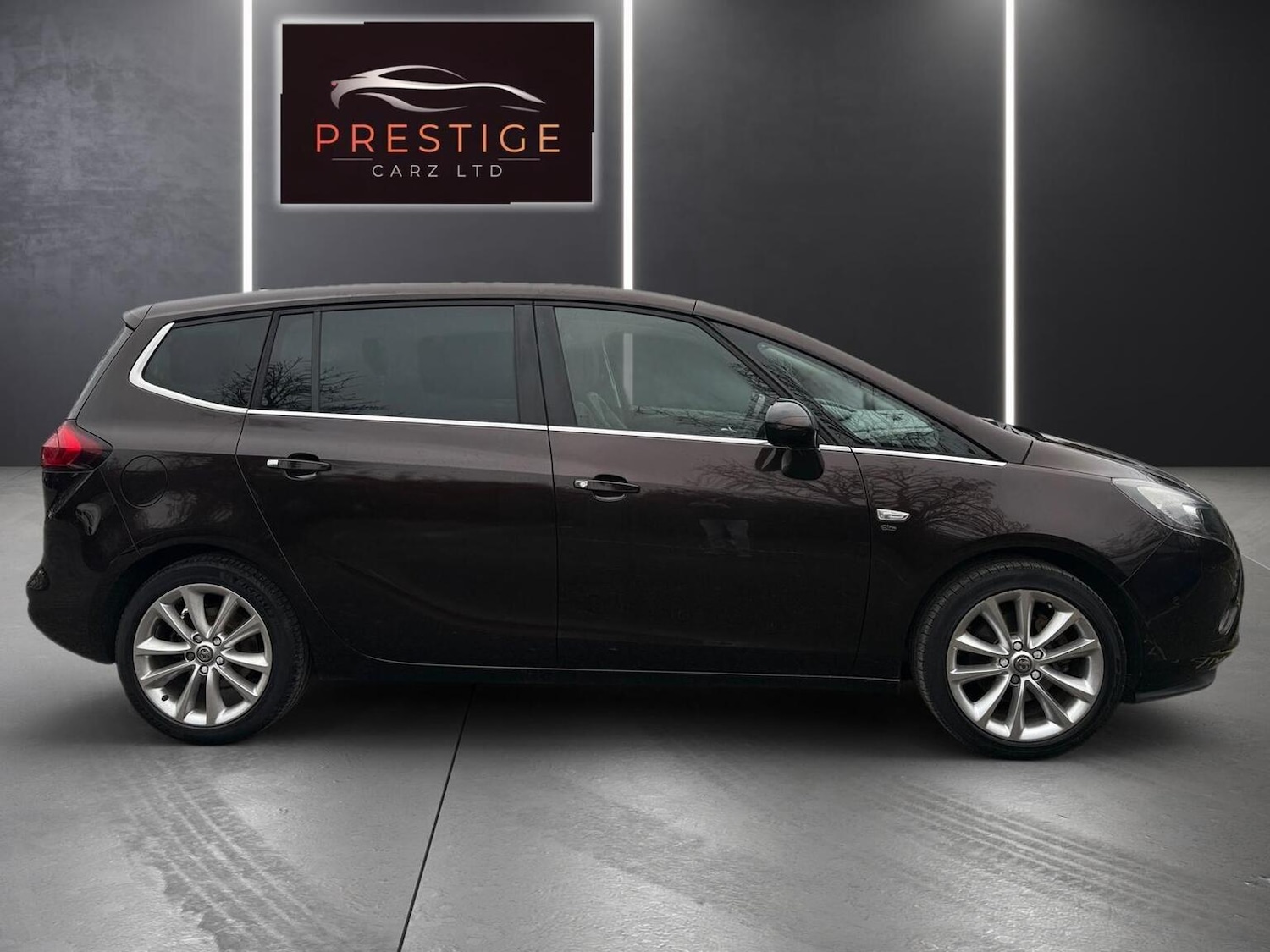 Used Vauxhall Zafira Tourer 2012 for sale - 77075284: Photo 8