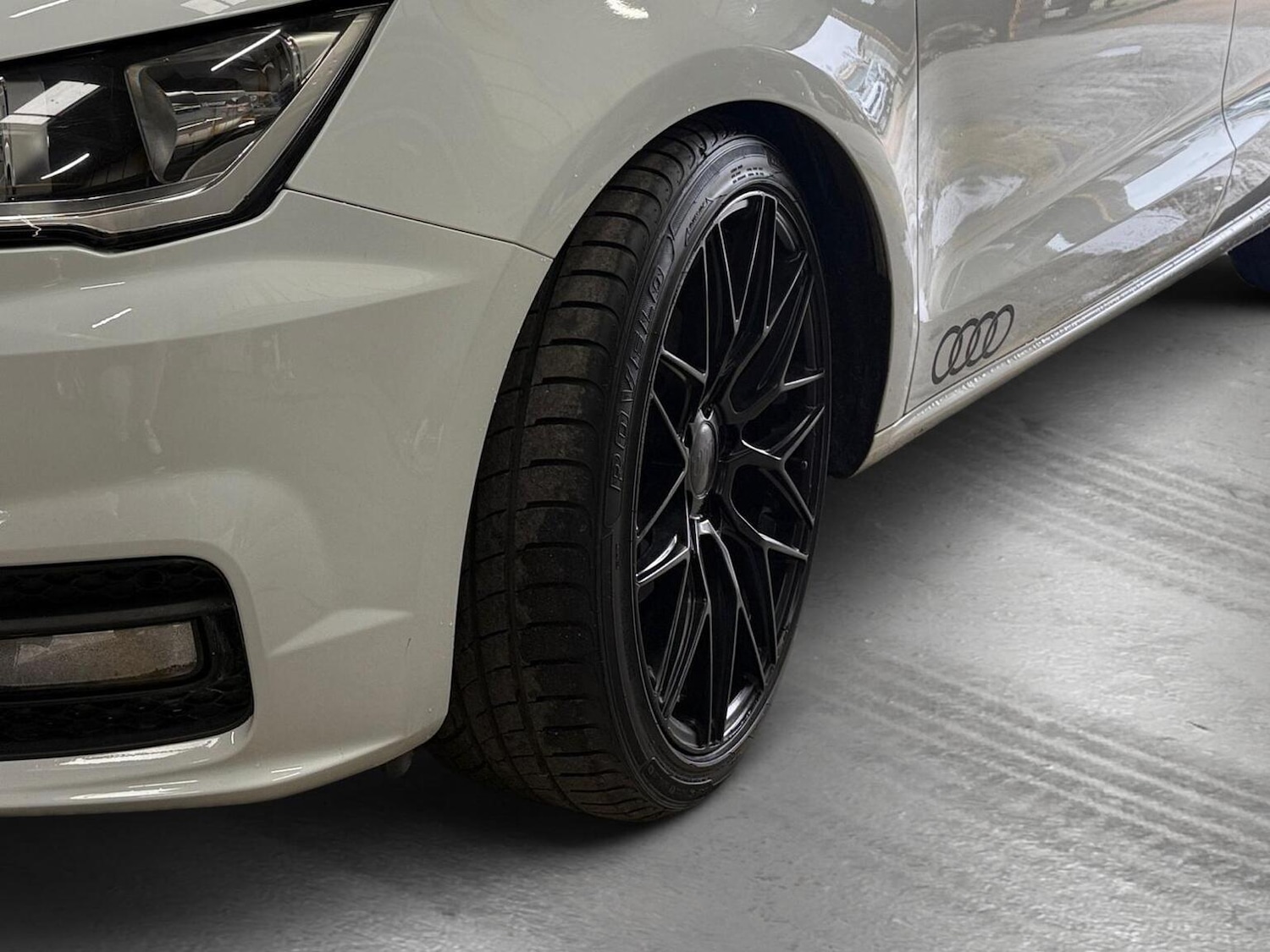 Used Audi A1 2015 for sale - 77508459: Photo 10