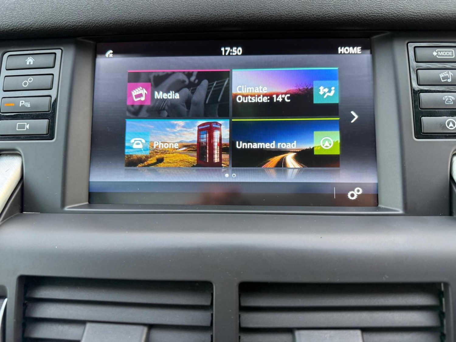 Used Land Rover Discovery Sport 2017 for sale - 77977155: Photo 19