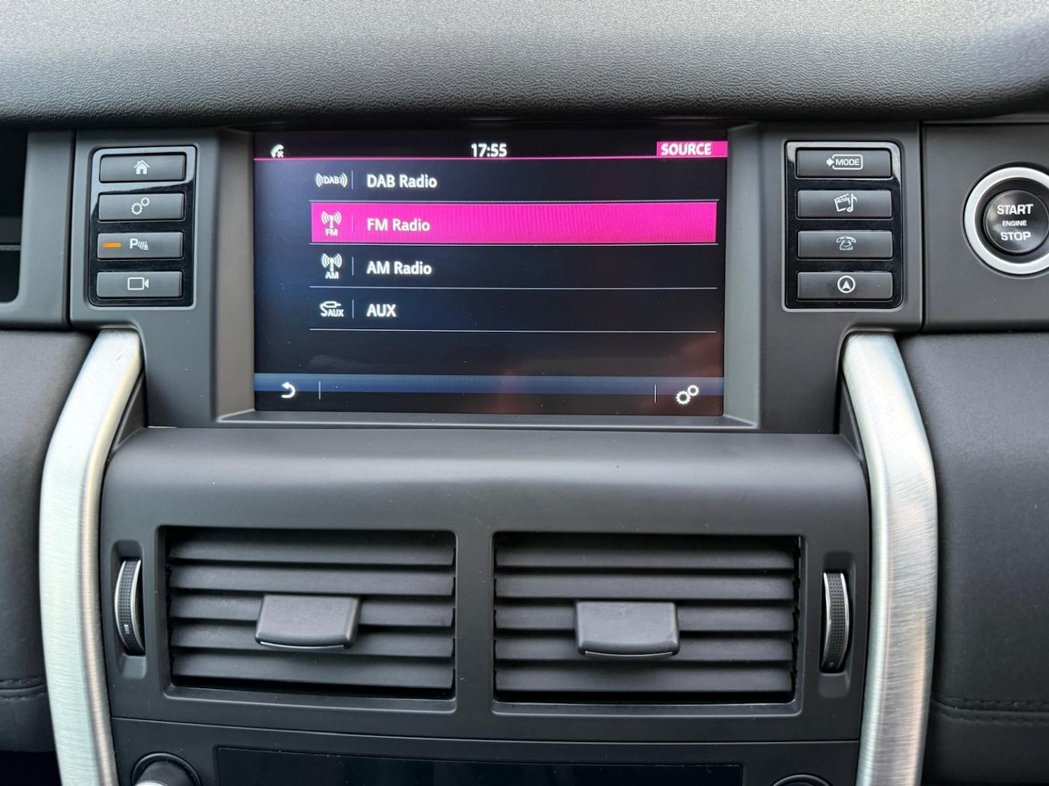 Used Land Rover Discovery Sport 2017 for sale - 77977155: Photo 21