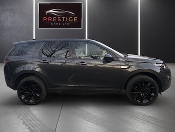 Used Land Rover Discovery Sport 2017 for sale - 77977155: Photo