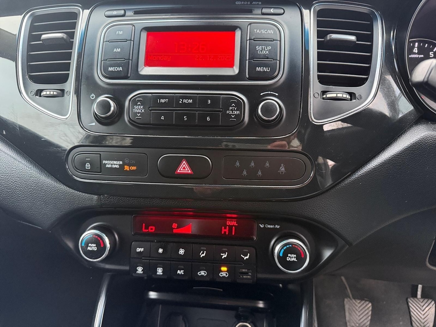 Used Kia Carens 2014 for sale - 77075279: Photo 18