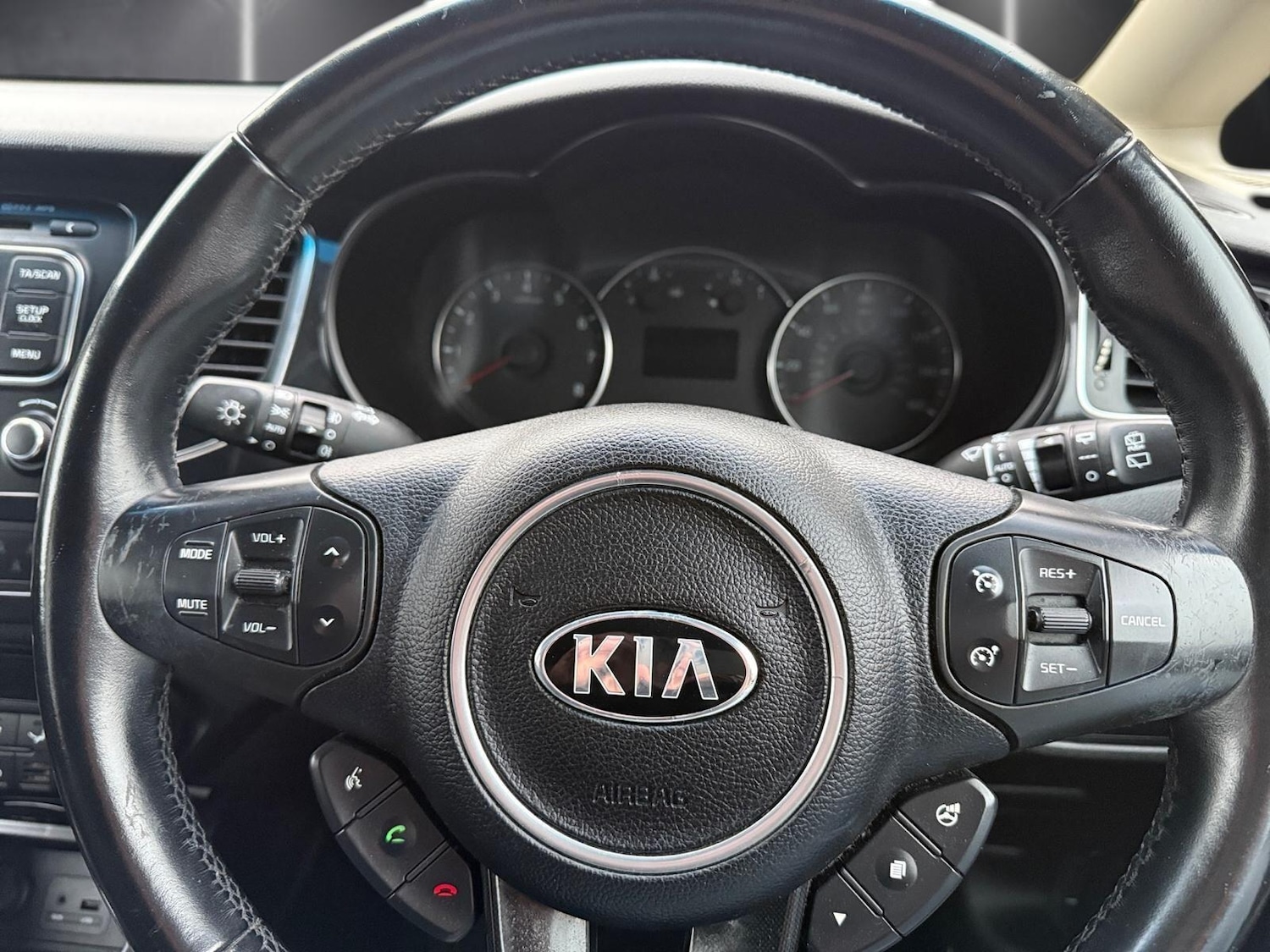 Used Kia Carens 2014 for sale - 77075279: Photo 19