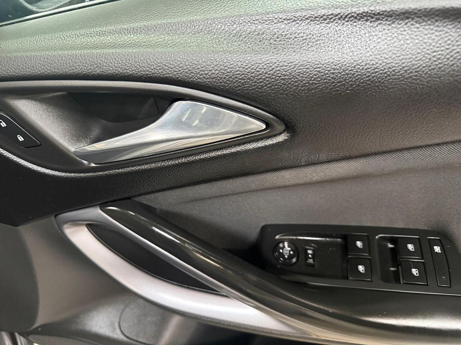 Used Vauxhall Astra 2016 for sale - 77483663: Photo 12