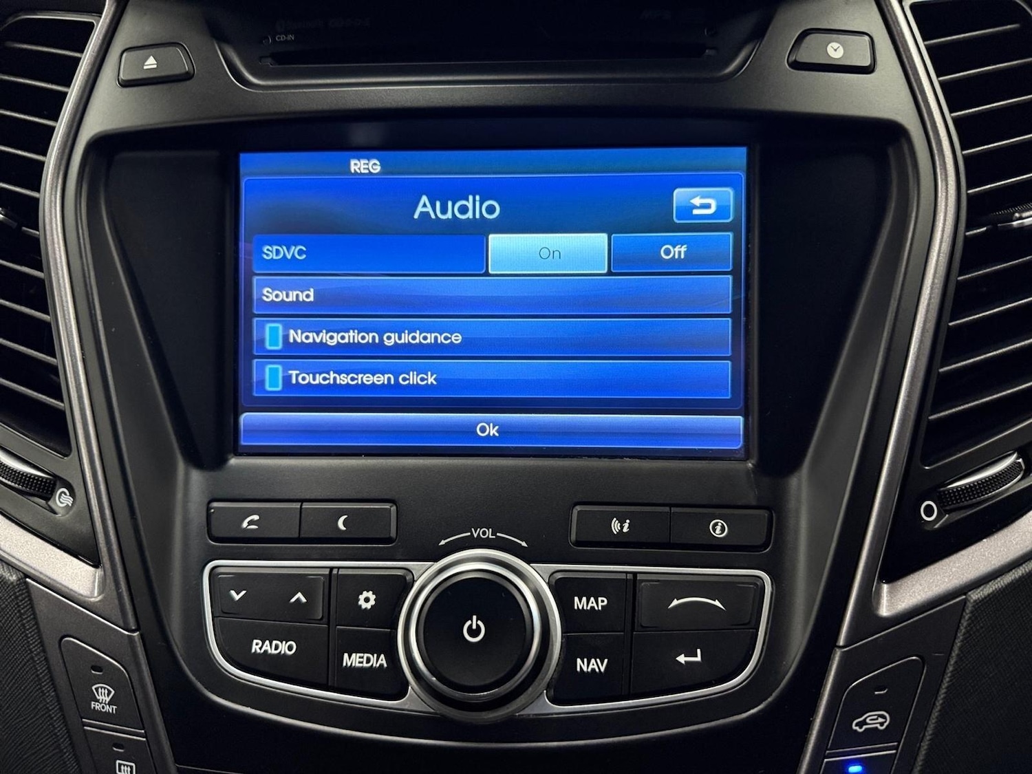 Used Hyundai Santa Fe 2014 for sale - 77075275: Photo 15