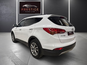 Used Hyundai Santa Fe 2014 for sale - 77075275: Photo