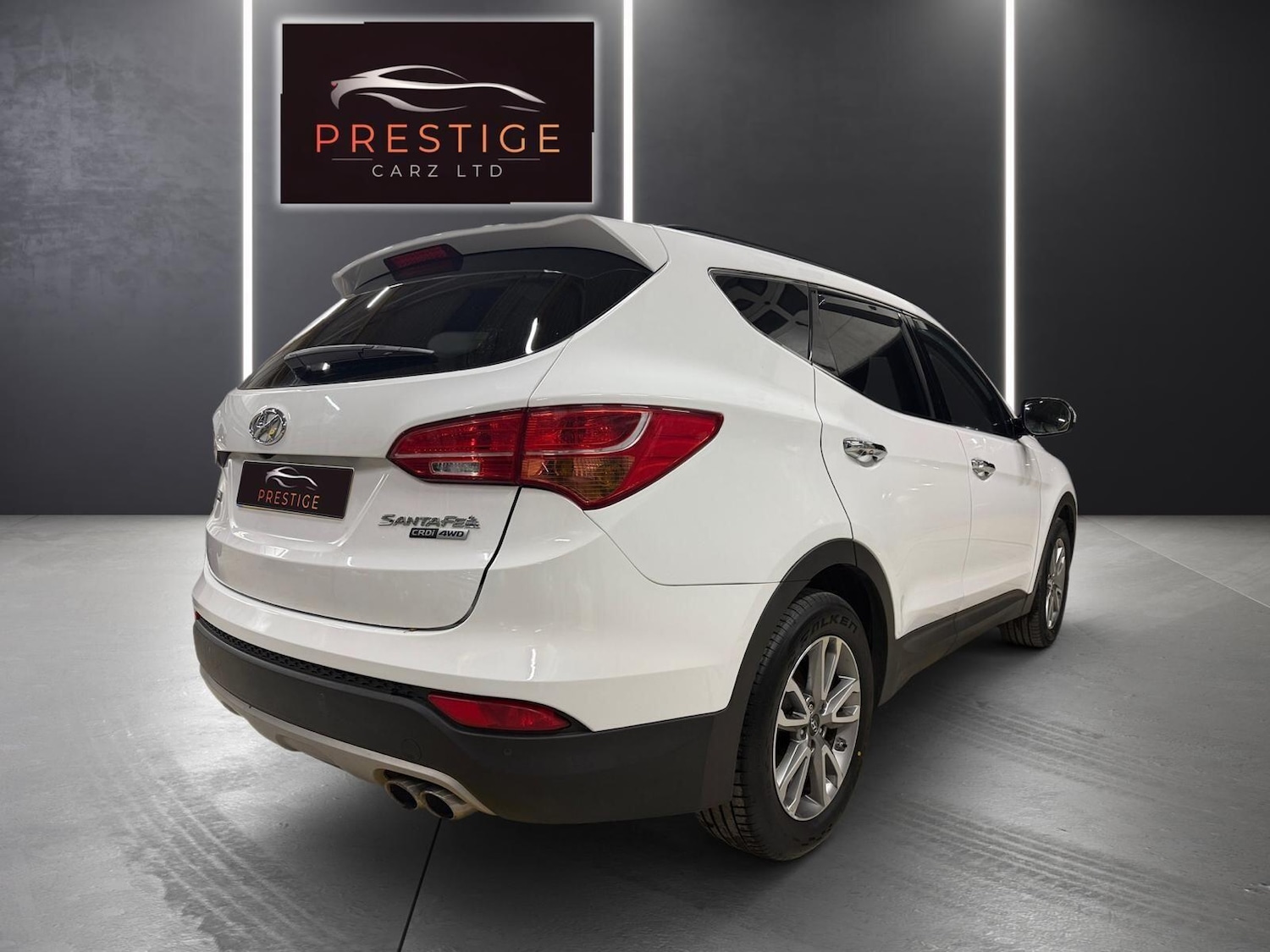 Used Hyundai Santa Fe 2014 for sale - 77075275: Photo 6