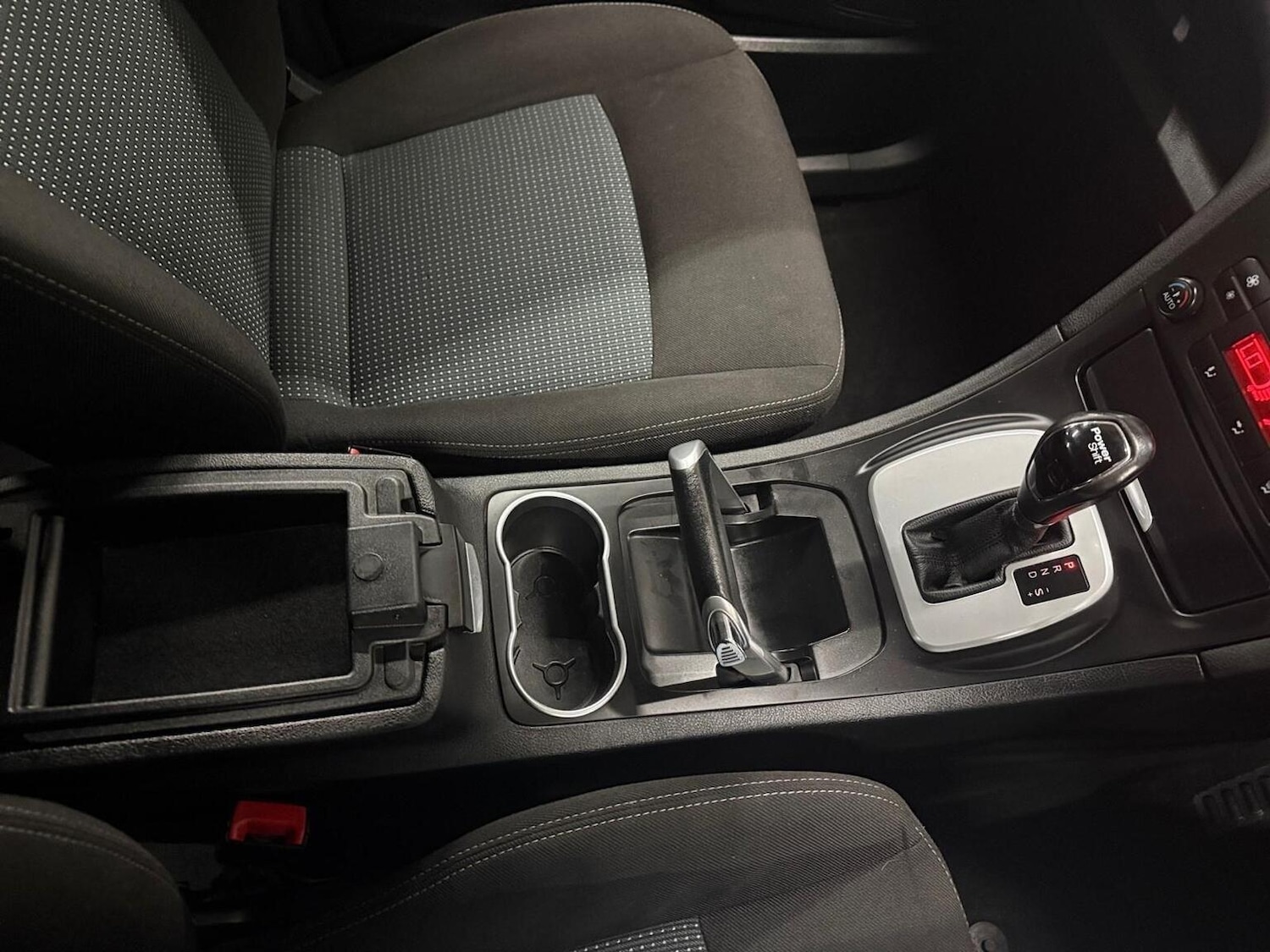 Used Ford Galaxy 2012 for sale - 77069087: Photo 11