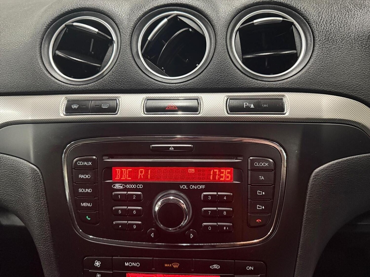 Used Ford Galaxy 2012 for sale - 77069087: Photo 18