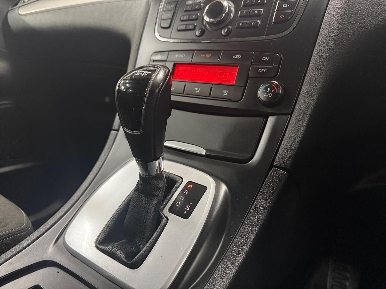 Used Ford Galaxy 2012 for sale - 77069087: Photo 9