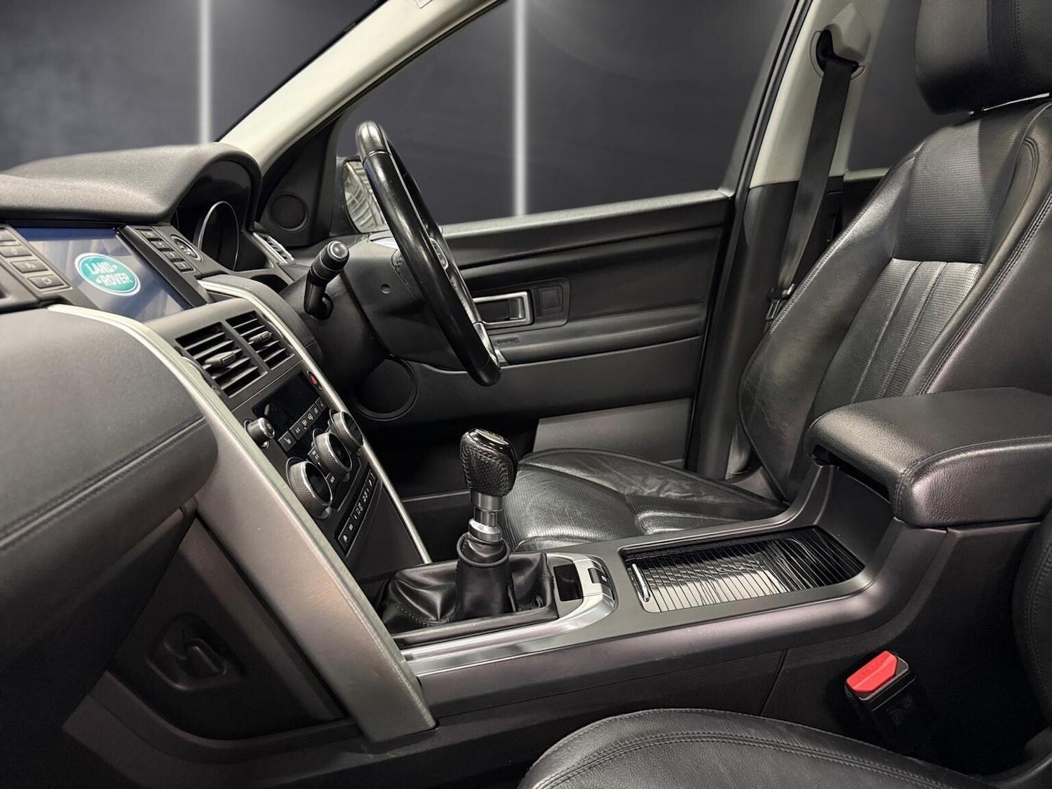 Used Land Rover Discovery Sport 2017 for sale - 77075272: Photo 18