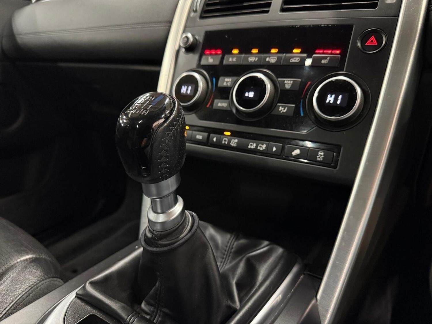 Used Land Rover Discovery Sport 2017 for sale - 77075272: Photo 21