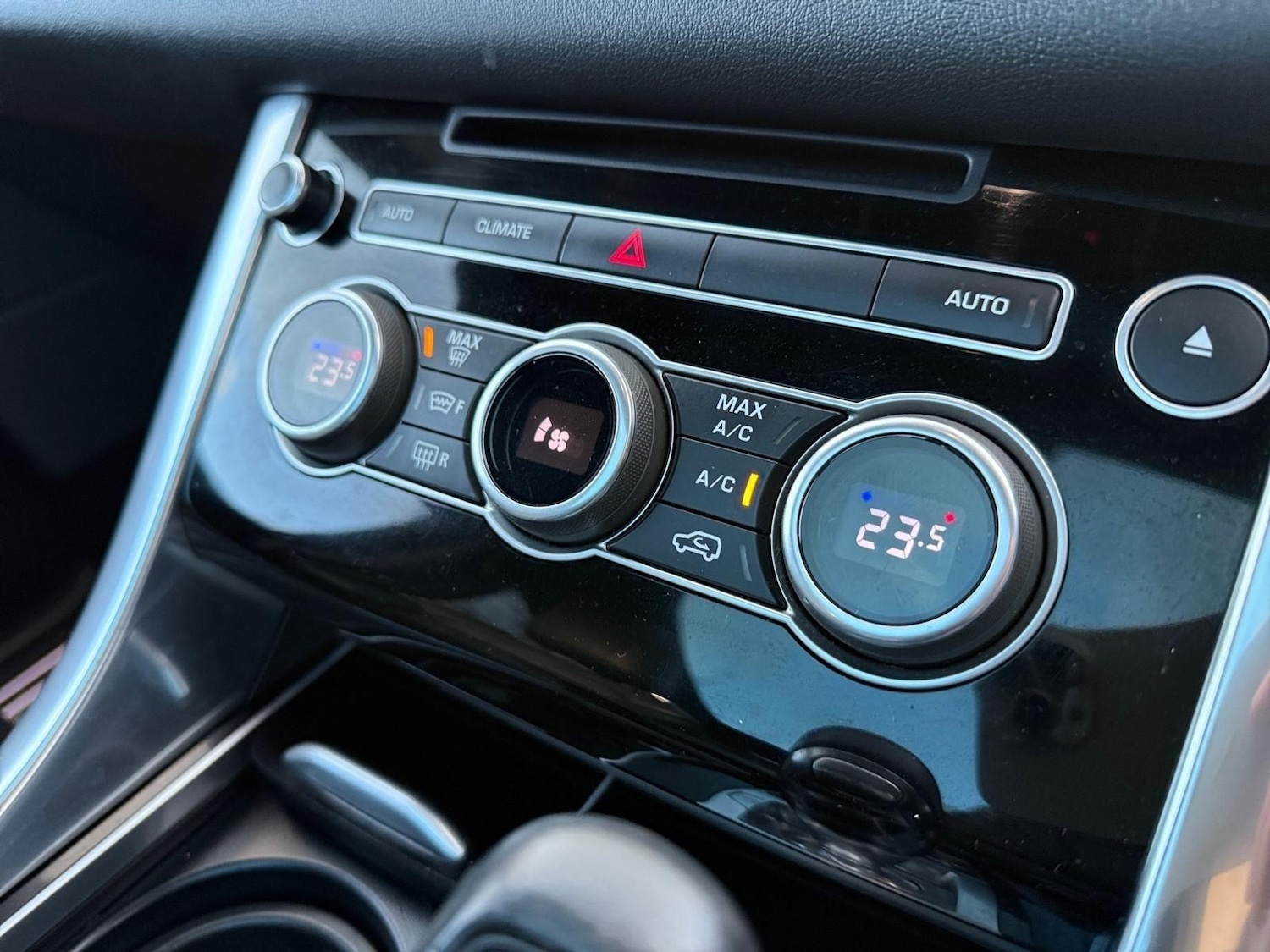 Used Land Rover Range Rover Sport 2017 for sale - 77075285: Photo 11