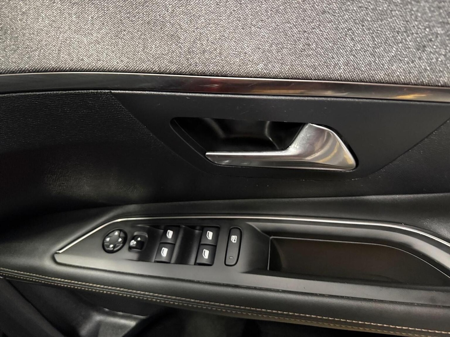 Used Peugeot 3008 2021 for sale - 77395269: Photo 11