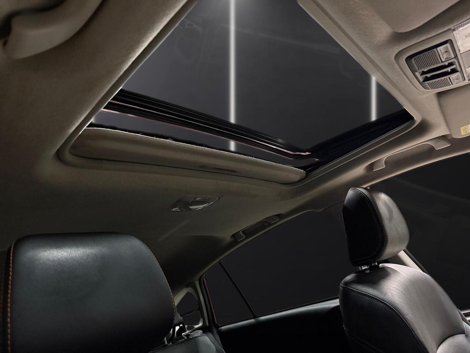 Used Subaru XV 2016 for sale - 77069098: Photo 15