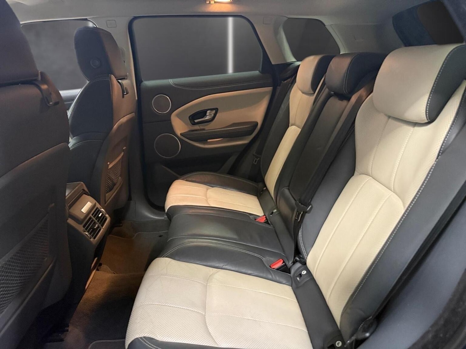 Used Land Rover Range Rover Evoque 2017 for sale - 77522068: Photo 11