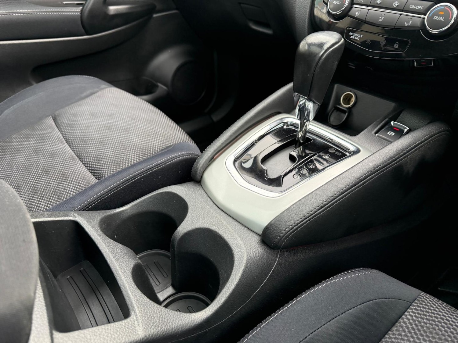 Used Nissan Qashqai 2014 for sale - 78210001: Photo 28