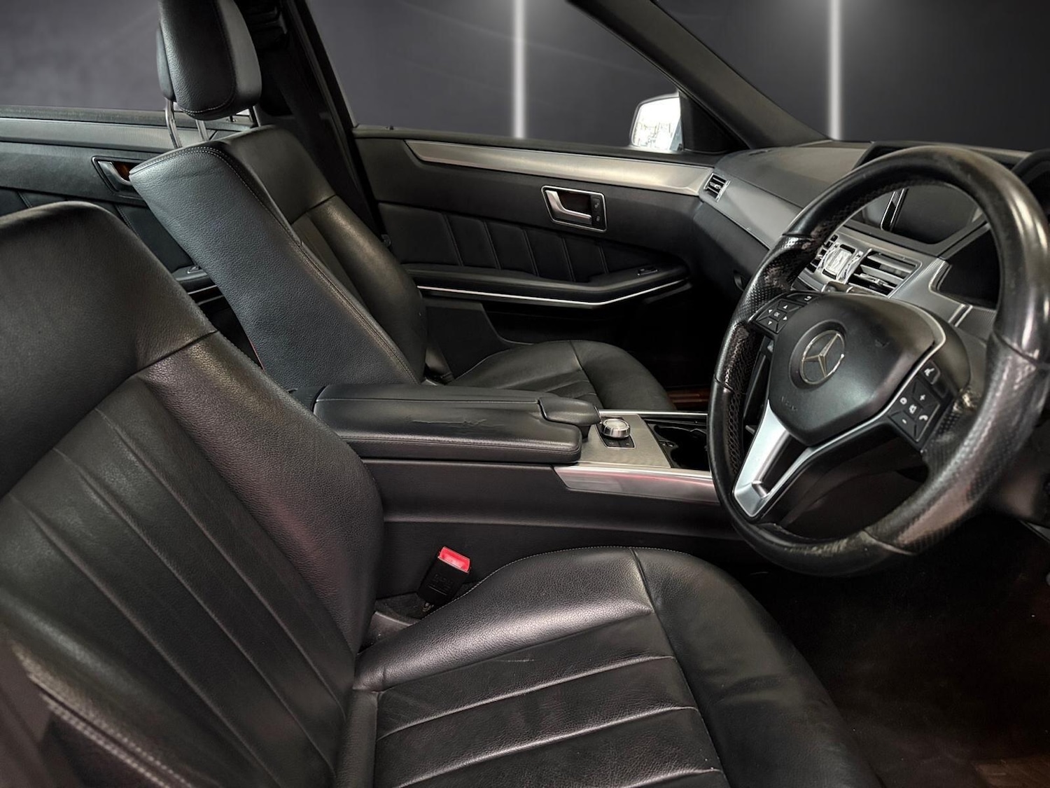 Used Mercedes-Benz E Class 2013 for sale - 77075288: Photo 10