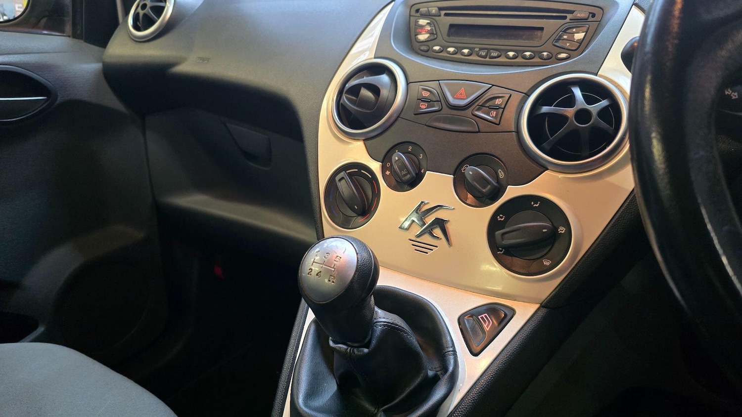 Used Ford Ka 2010 for sale - 77215539: Photo 8