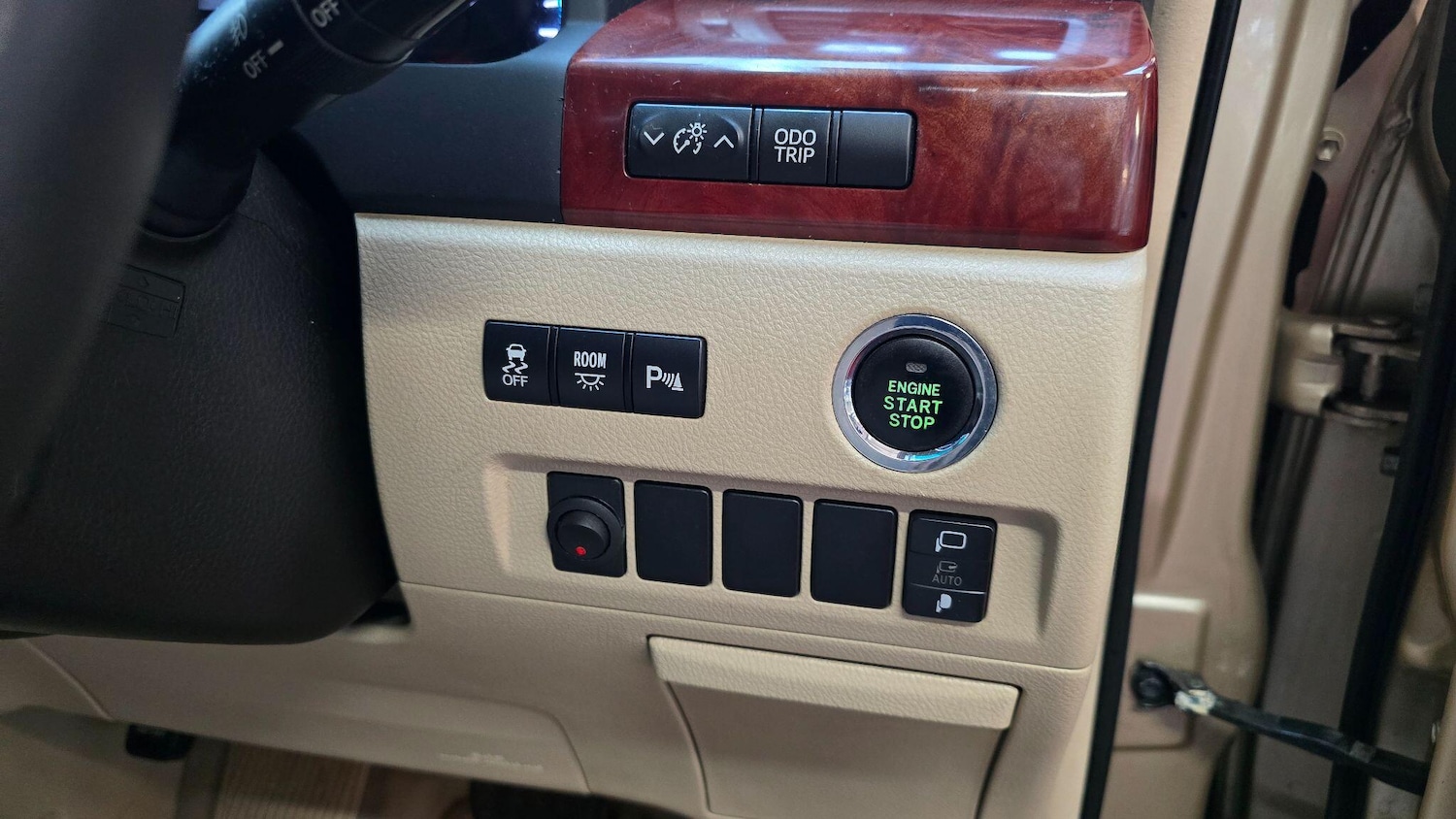 Used Toyota Vellfire 2021 for sale - 76994509: Photo 10