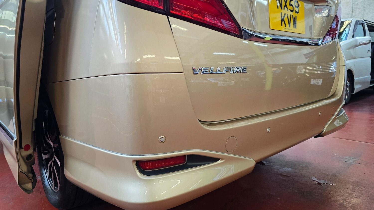 Used Toyota Vellfire 2021 for sale - 76994509: Photo 35