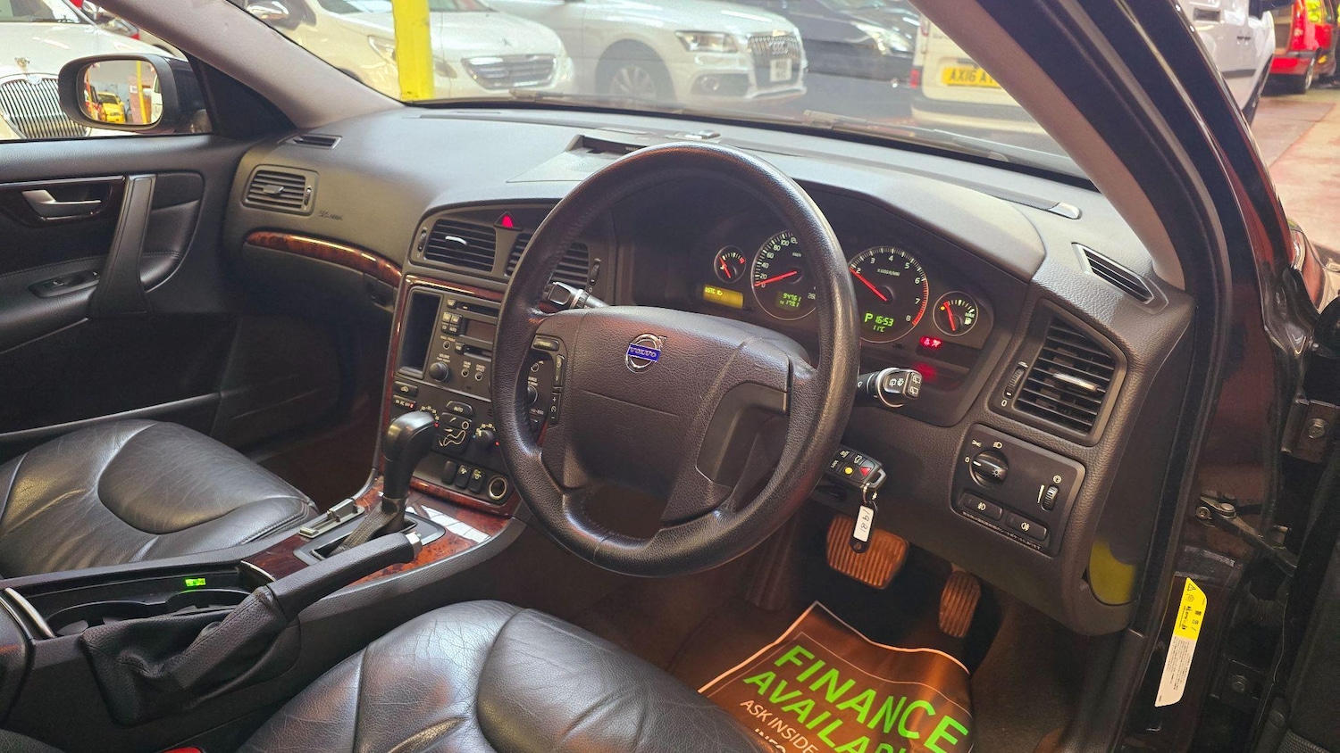 Used Volvo V70 2022 for sale - 76457284: Photo 25