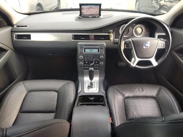 Used Volvo V70 for sale - 76456730: Photo 3