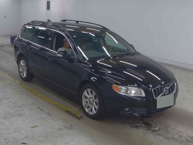 Used Volvo V70 for sale - 76456730: Photo 4
