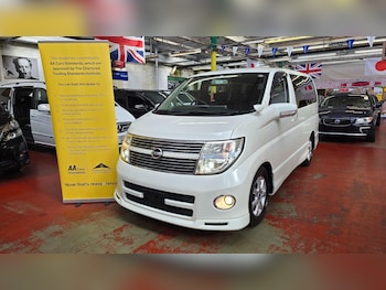 Used Nissan Elgrand 2010 for sale - 78071990: Photo