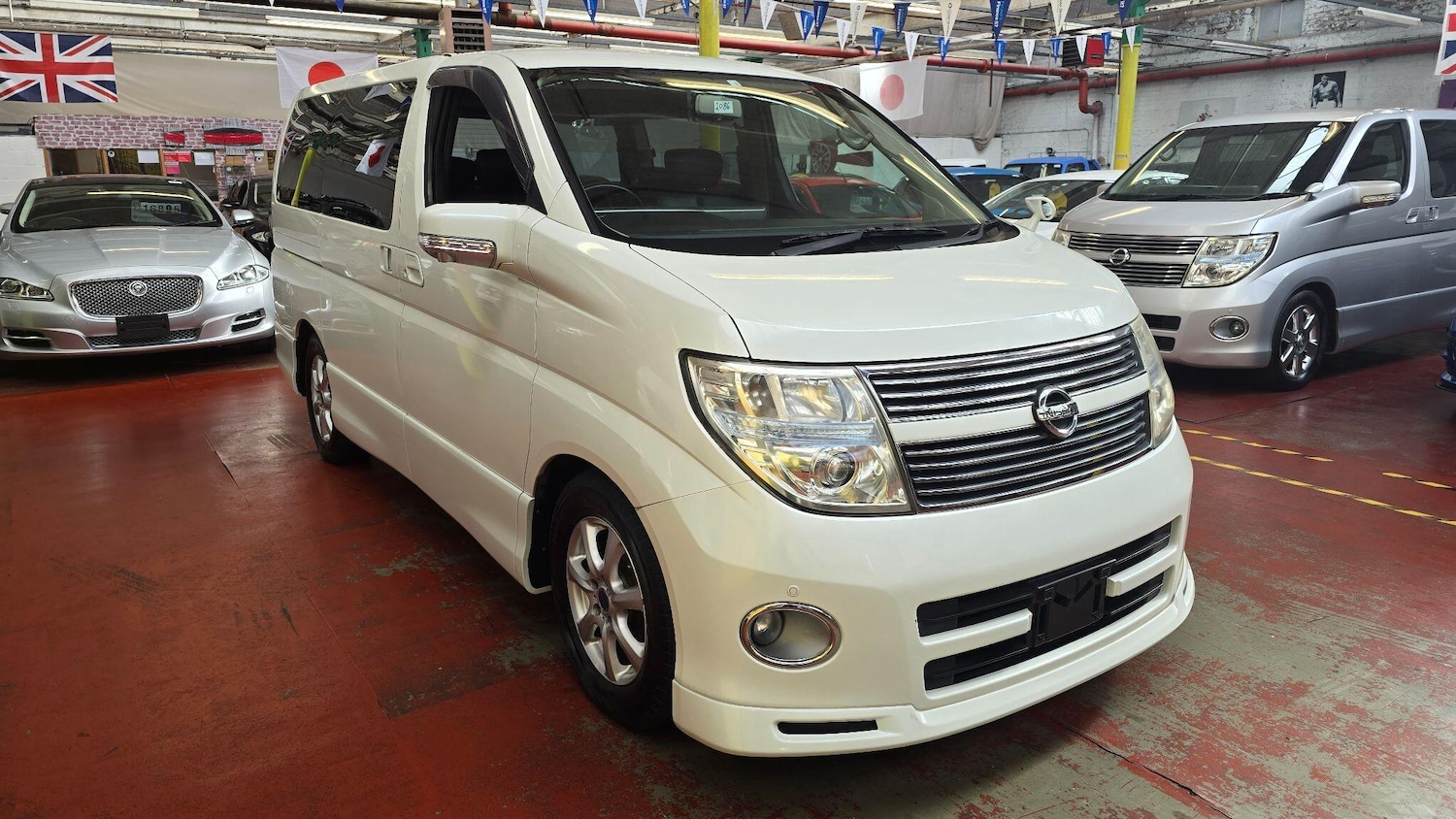 Used Nissan Elgrand 2025 for sale - 78071990: Photo 23