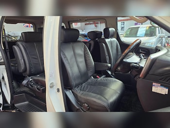 Used Nissan Elgrand 2010 for sale - 78071990: Photo