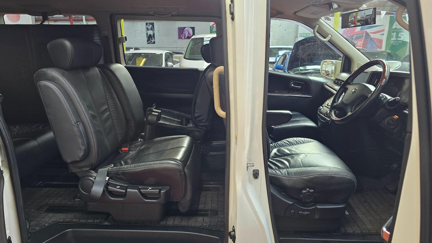 Used Nissan Elgrand 2025 for sale - 78071990: Photo 5