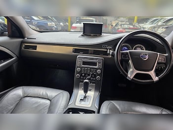 Used Volvo XC70 2010 for sale - 78517243: Photo