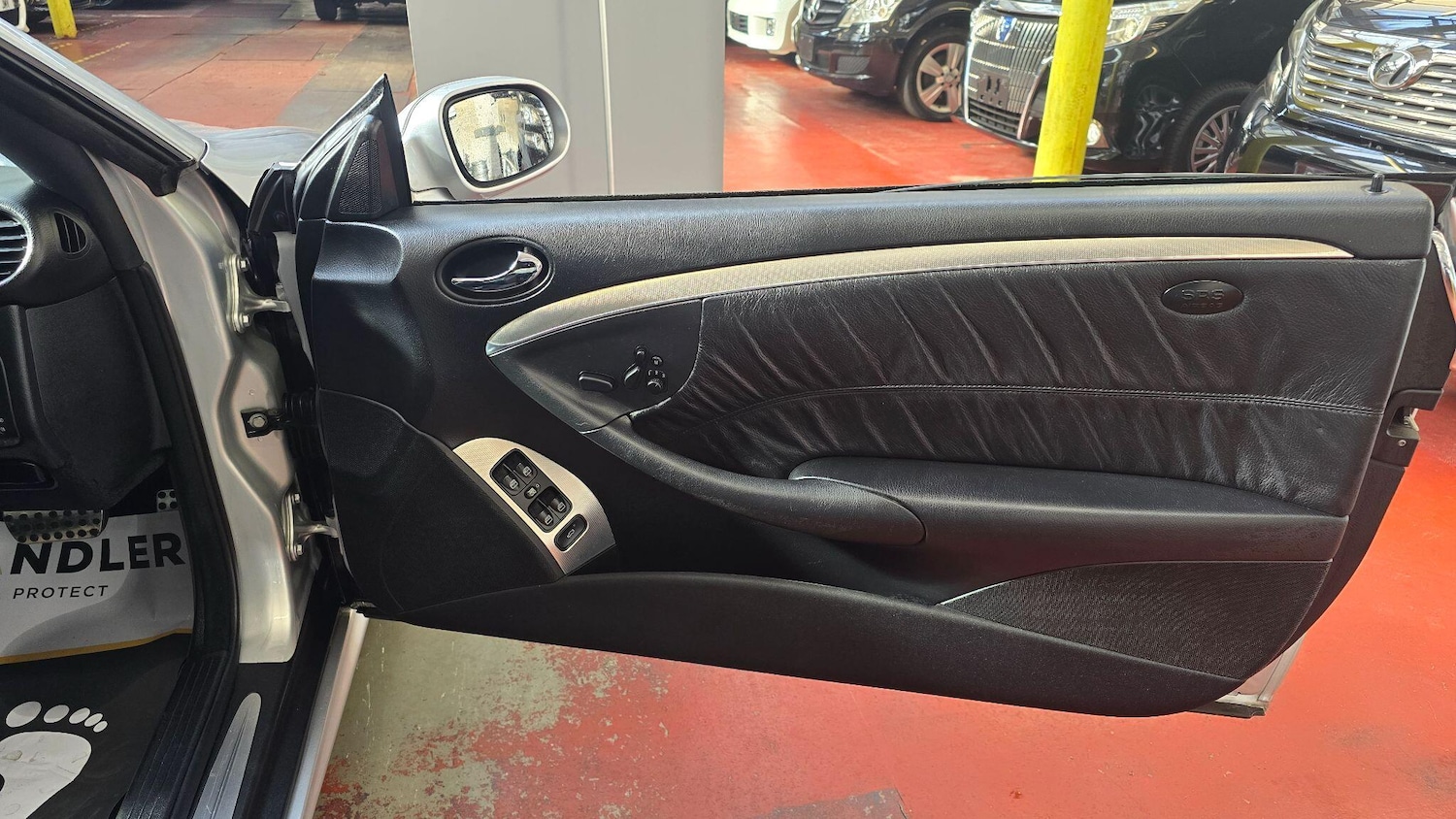 Used Mercedes-Benz CLK 2009 for sale - 78157613: Photo 15