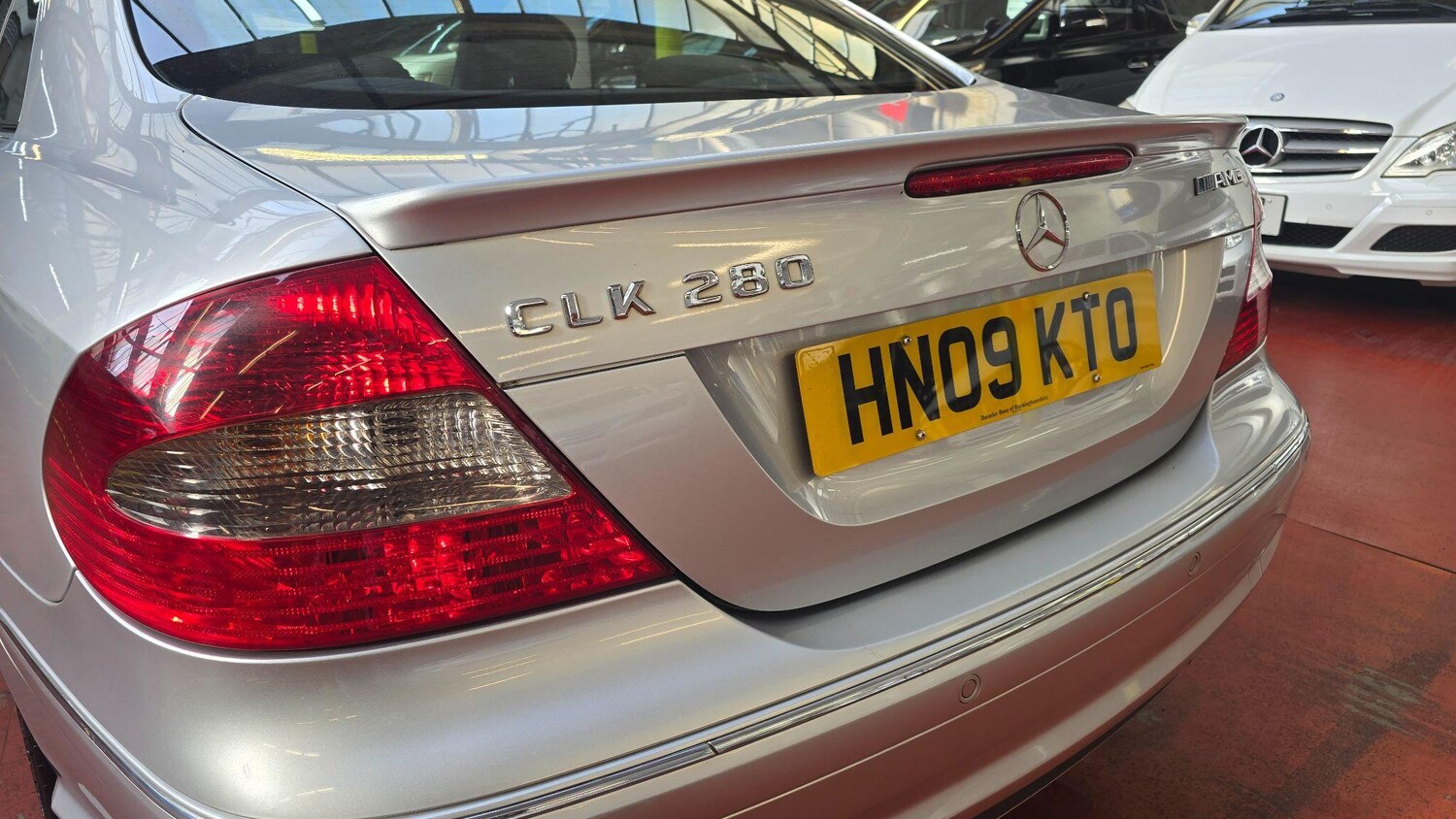 Used Mercedes-Benz CLK 2009 for sale - 78157613: Photo 29